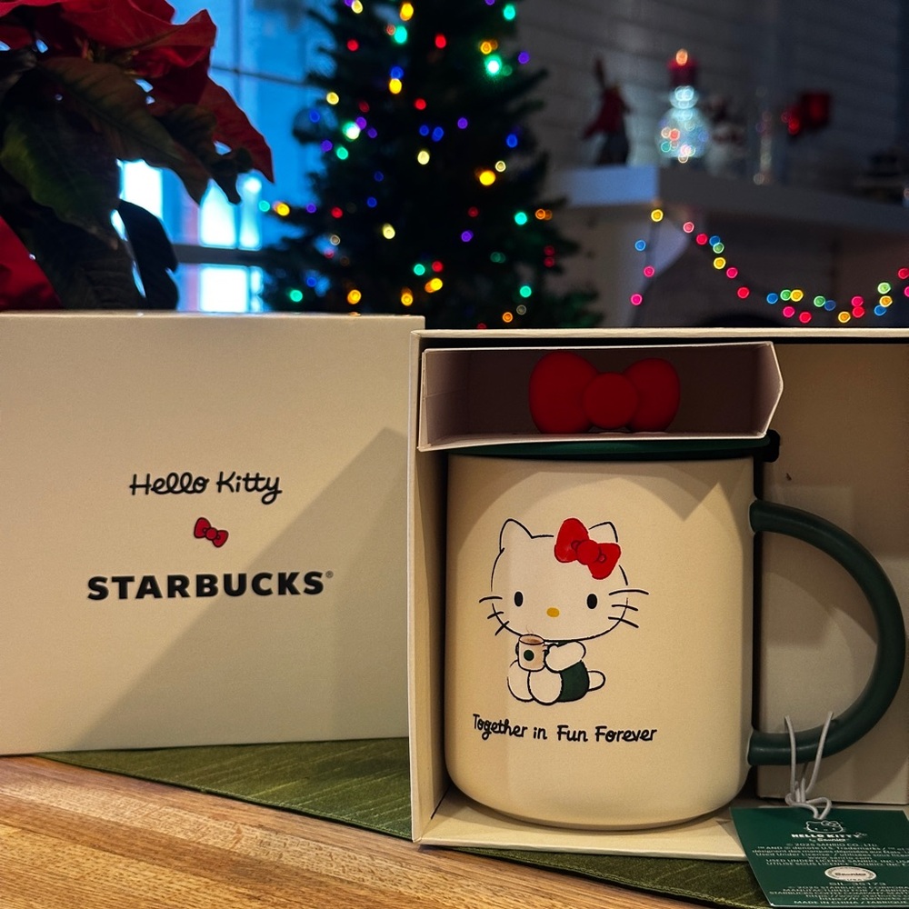 Starbucks Hello Kitty White and Green Mug Collectible